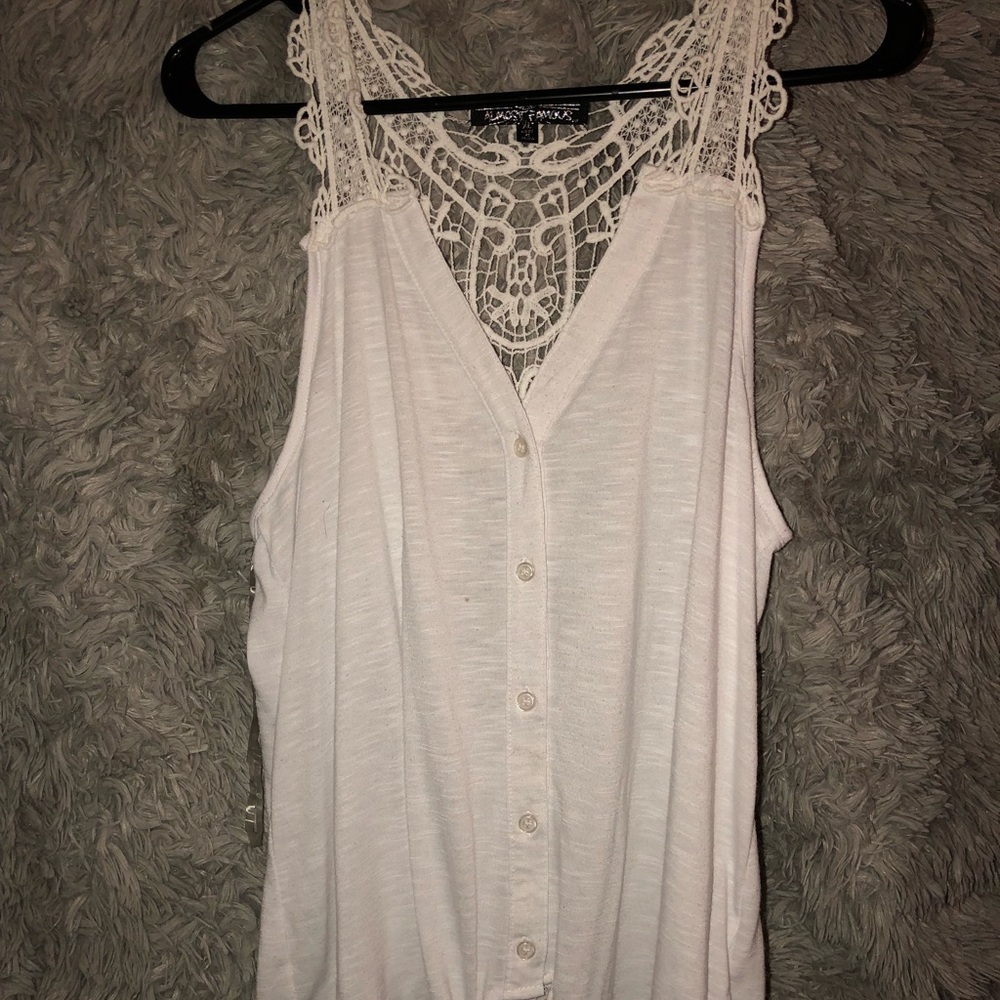 White, laced tank top